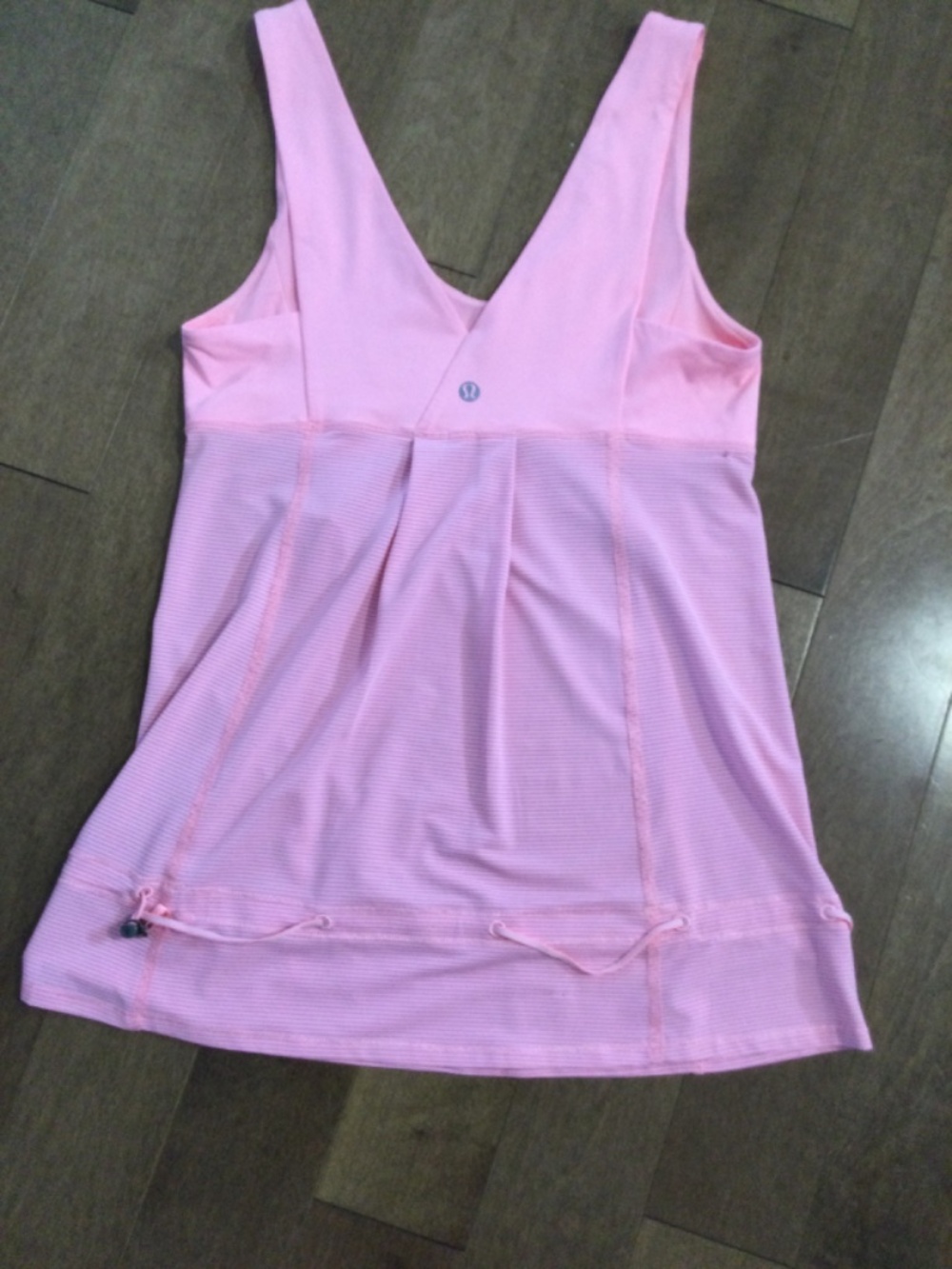 Pink lululemon tank top - Picture 2 of 4